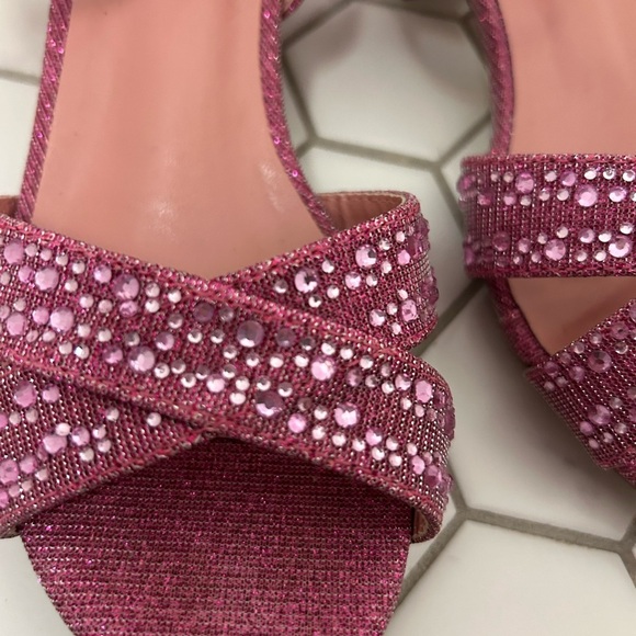 Kelly & Katie Pink Sequin Girl’s Sandals, Sz 2 - Picture 2 of 4